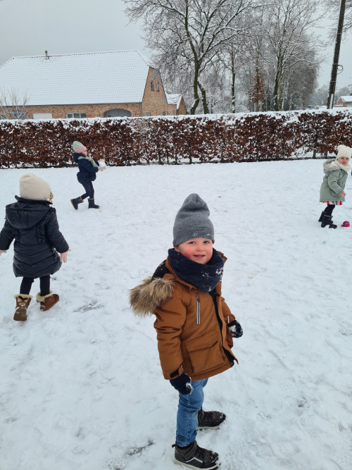 Sneeuwpret in Looiven 20230120_103711.jpg